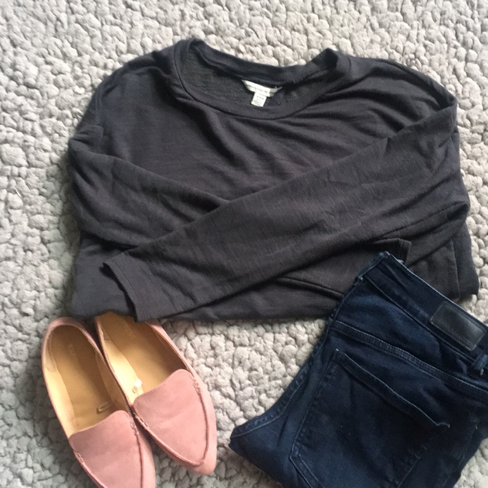 Cut Out Back Long Sleeve